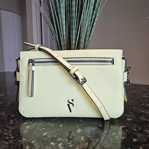 Simply Vera Sinatra Neon Yellow Crossbody